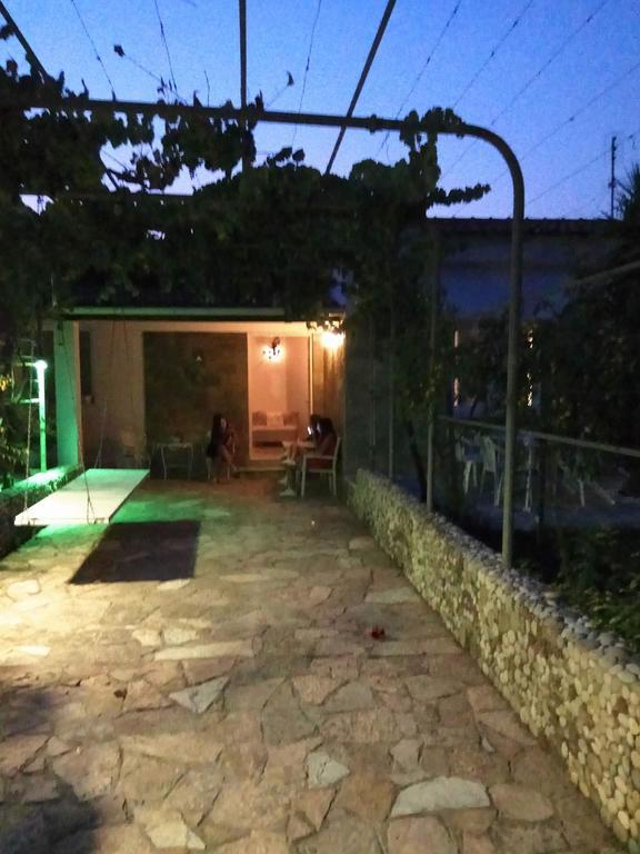 Villa Jasmin Studios 古维亚 外观 照片